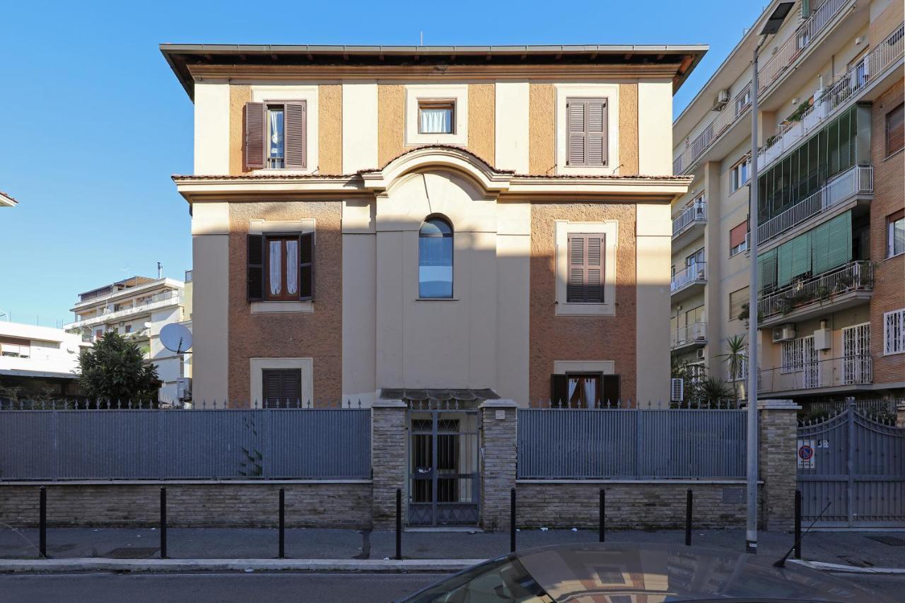 Cornelia - Charme Apartment Rome Exterior photo